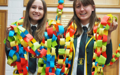 Students peace chain aims to show solidarity