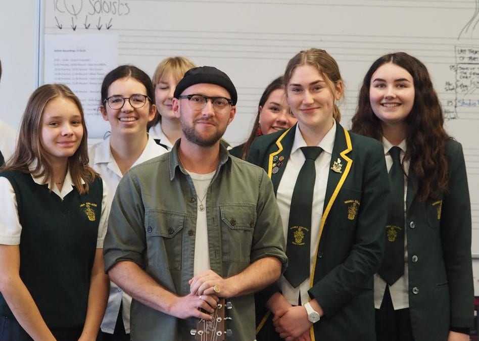 Music legend mentors students