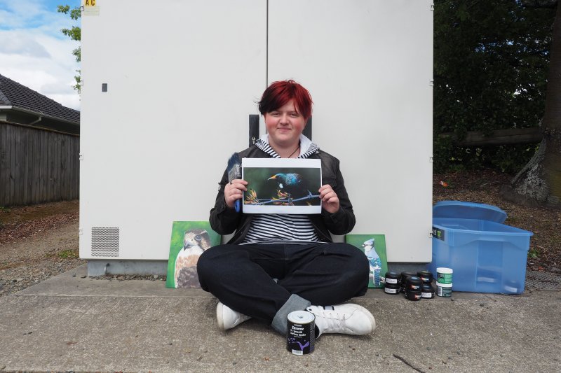 Artist beautifies Chorus box